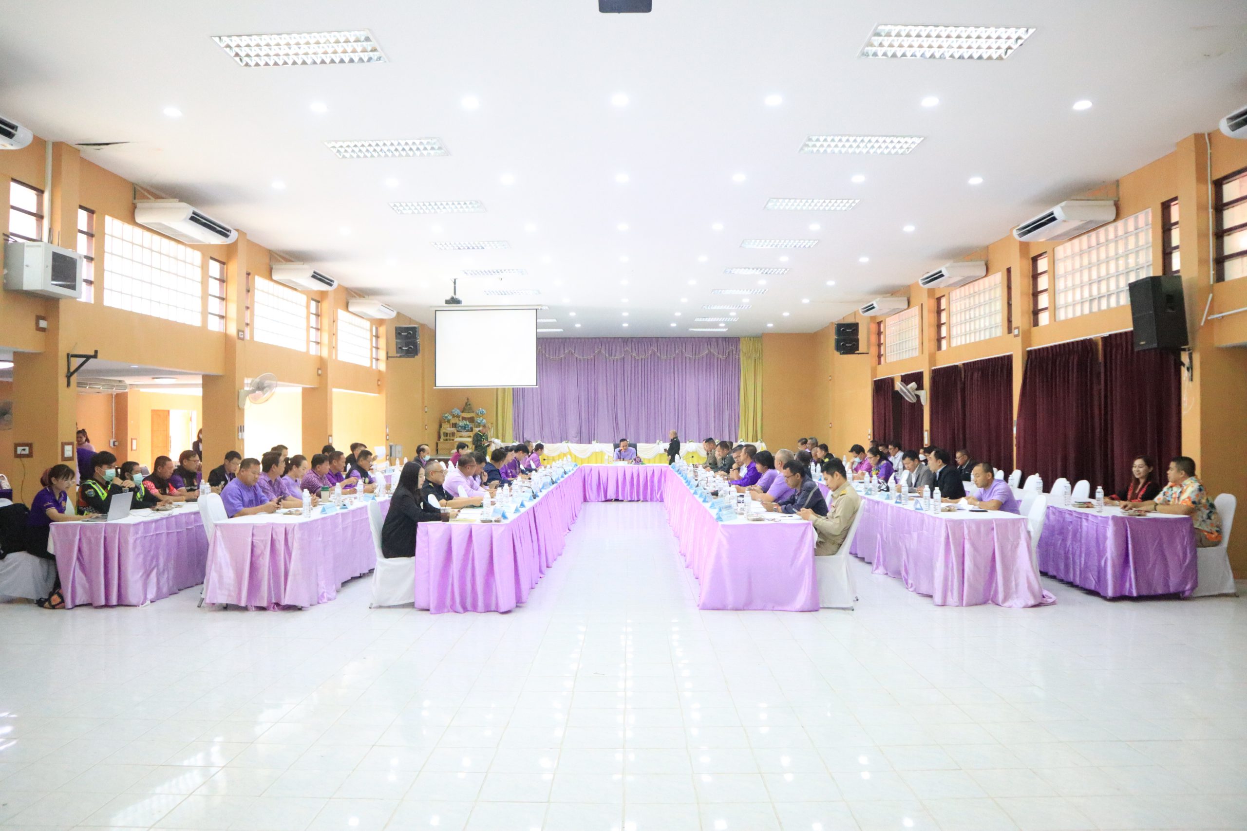 โรงเรียนสรรพวิทยาคม ร่วมการประชุมหัวหน้าส่วนราชการหน่วยงานภาครัฐและภาคเอกชน ครั้งที่ ๒/๒๕๖๘