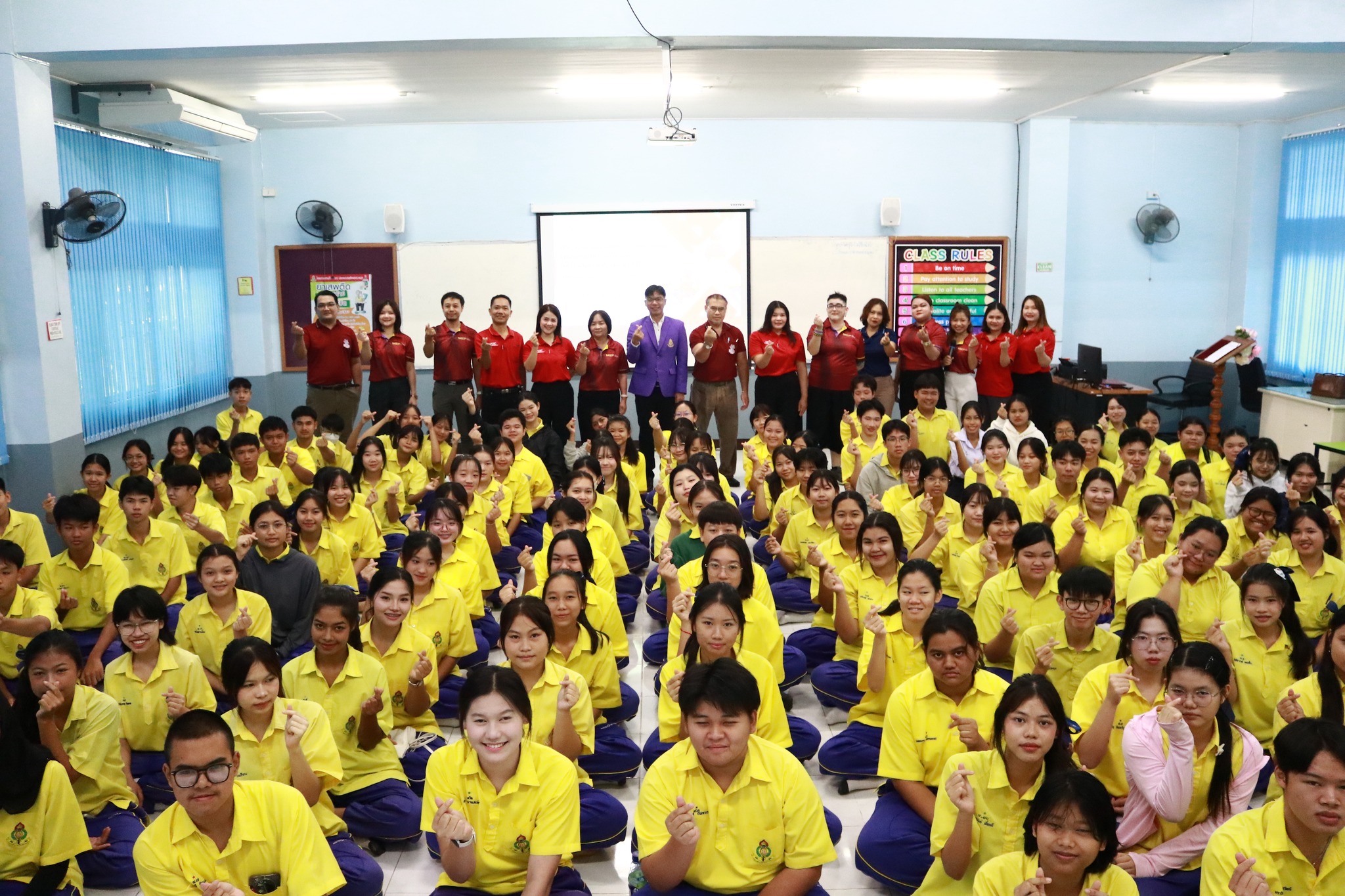 โรงเรียนสรรพวิทยาคม จัดการอบรมพัฒนาทักษะภาษาอังกฤษ เพื่อเตรียมความพร้อมในการสอบวัดระดับ มาตรฐานความสามารถทางภาษาอังกฤษ CEFR