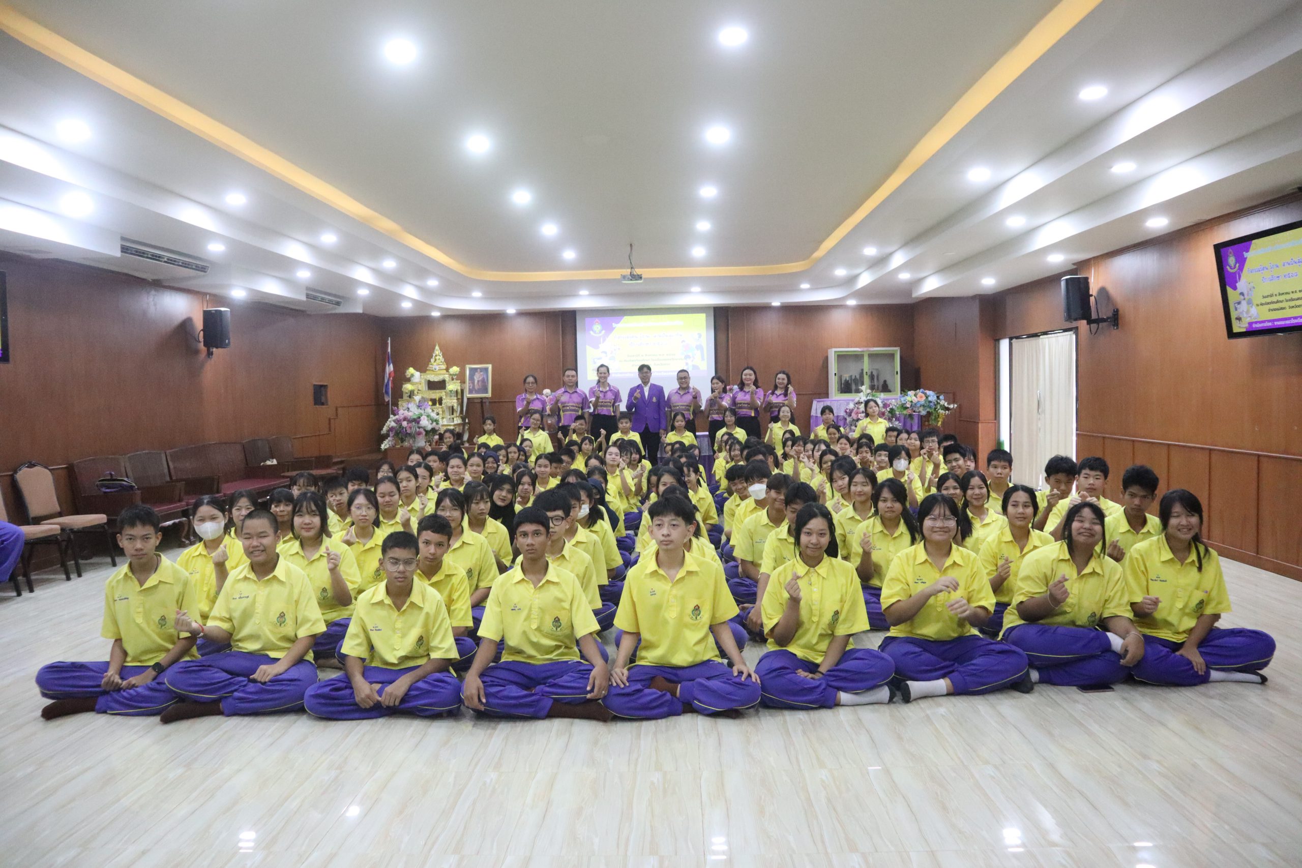 โรงเรียนสรรพวิทยาคม จัดโครงการ เสริมสร้างทักษะการดำรงชีวิต กิจกรรม รู้ตน รู้งาน สานฝันสู่อาชีพ